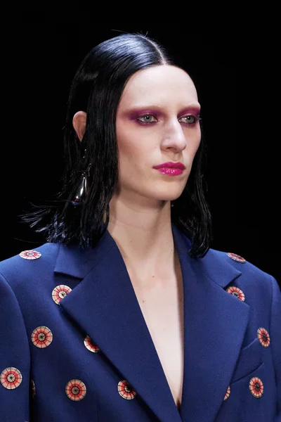 Look 65